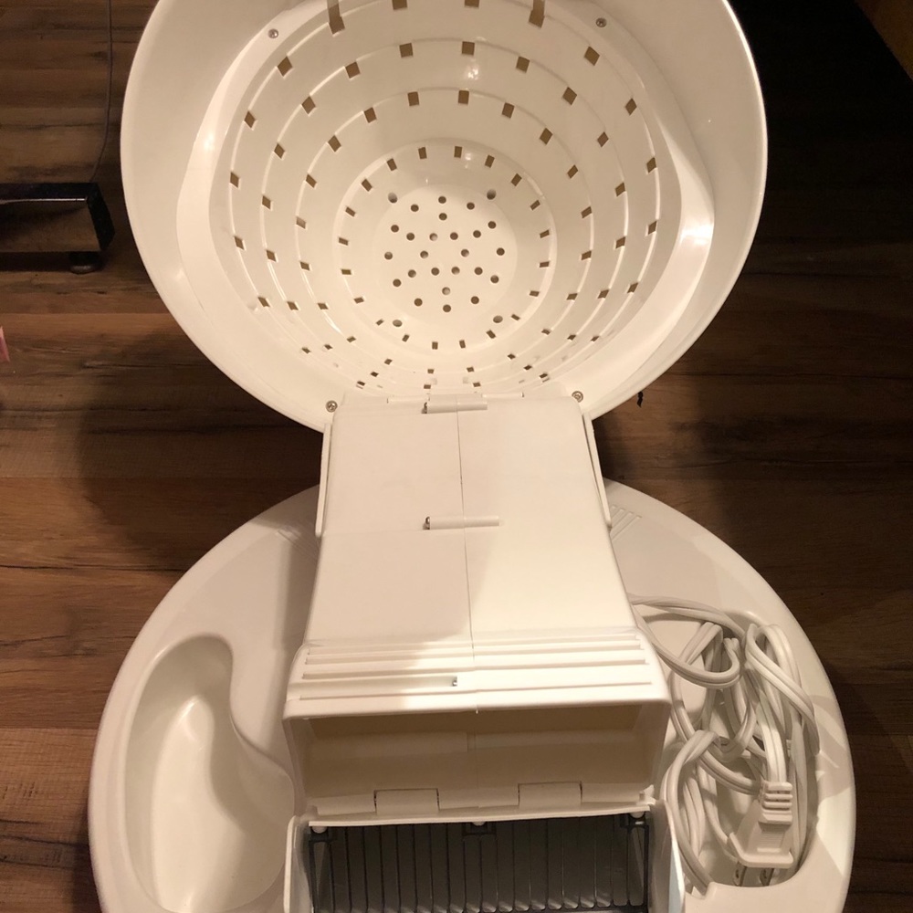 Gold n Hot professional dryer SOLD - Picture 2 of 5